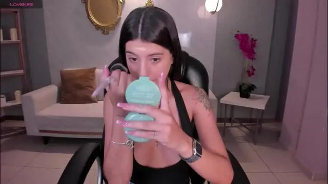 Image 4 of alessiacorleone_ Stream on Chaturbate on 1 month ago