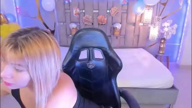 Thumbnail 1, alessiadouce's Stream at Chaturbate, 1 month ago