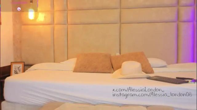 Image 8 of alessialondon Stream on Chaturbate on 2 months ago