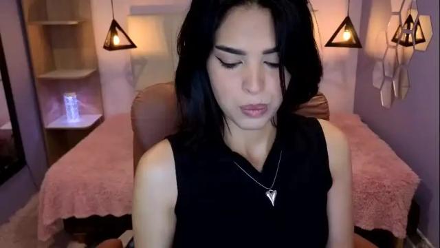 Image 2 of alessiaval Stream on Chaturbate on 2 months ago