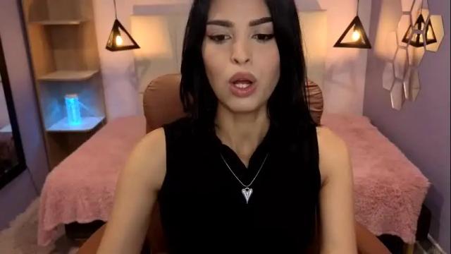 Image 6 of alessiaval Stream on Chaturbate on 2 months ago
