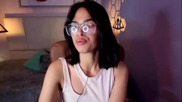 Image 7 of alessiaval Stream on Chaturbate on 1 month ago