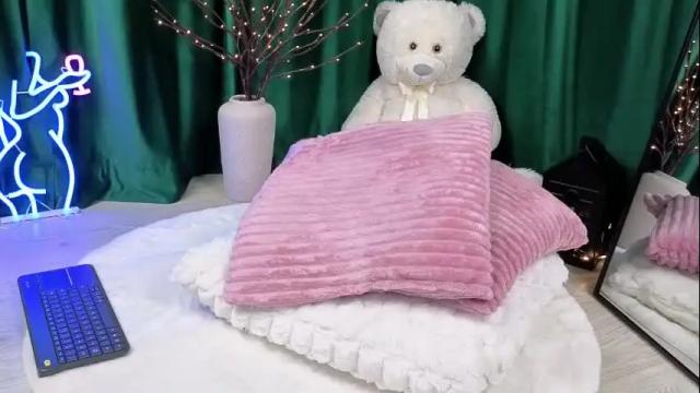Image 12 of alessyaaa Stream on Chaturbate on 1 month ago