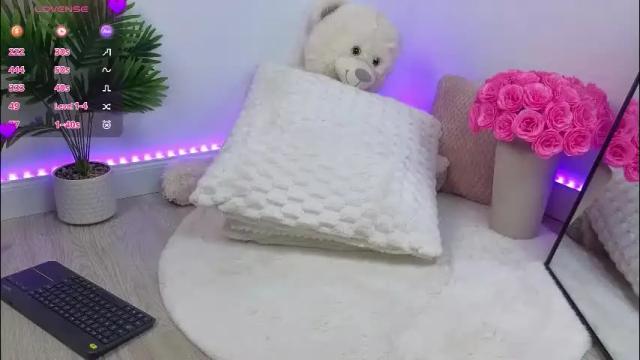 Image 3 of alessyaaa Stream on Chaturbate on 21 days ago