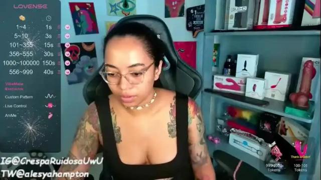 Image 4 of alesyahampton Stream on Chaturbate on 2 months ago
