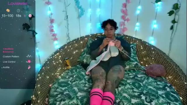 Image 11 of alesyahampton Stream on Chaturbate on 1 month ago