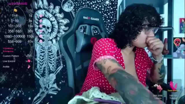 Image 12 of alesyahampton Stream on Chaturbate on 27 days ago