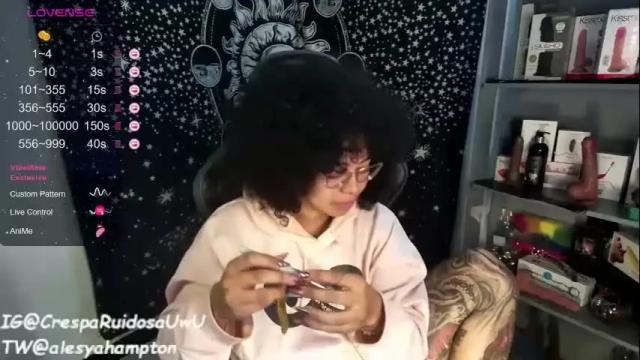 Image 11 of alesyahampton Stream on Chaturbate on 3 days ago