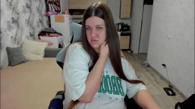 Image 2 of aletta_oushen Stream on Chaturbate on 2 months ago