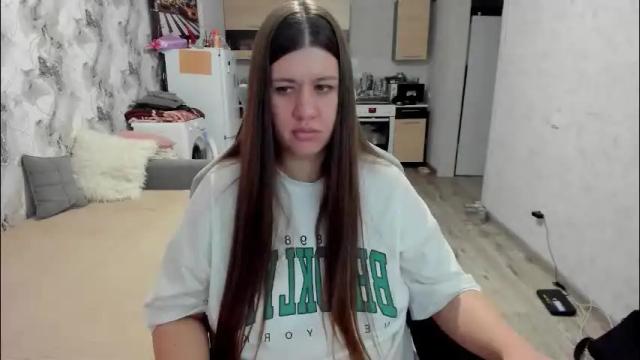 Image 4 of aletta_oushen Stream on Chaturbate on 2 months ago