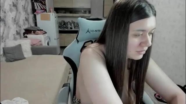 Image 12 of aletta_oushen Stream on Chaturbate on 1 month ago