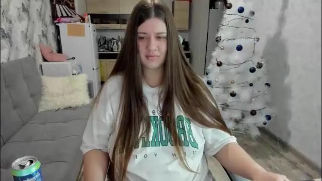 Image 3 of aletta_oushen Stream on Chaturbate on 1 month ago
