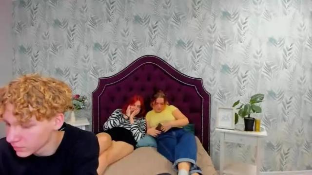 Image 11 of alex_and_evatayor Stream on Chaturbate on 18 months ago