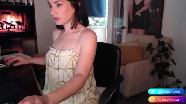 Image 10 of alex_and_theprof Stream on Chaturbate on 12 months ago