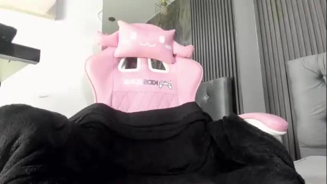Image 8 of alex_charol Stream on Chaturbate on 2 months ago