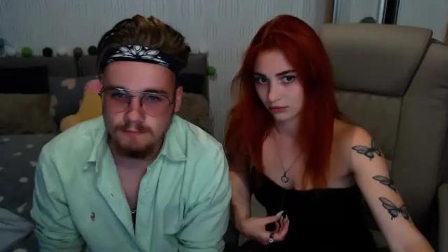 Image 10 of alex_n_alisa Stream on Chaturbate on 20 months ago