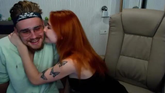 Image 7 of alex_n_alisa Stream on Chaturbate on 20 months ago