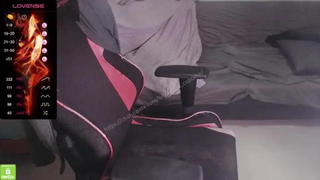 Image 7 of alex_nd_cupcake Stream on Chaturbate on 18 months ago