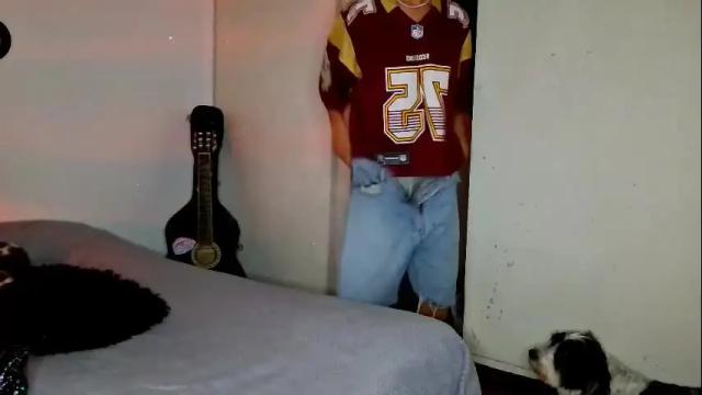 Image 3 of alex_one888 Stream on Chaturbate on 1 month ago