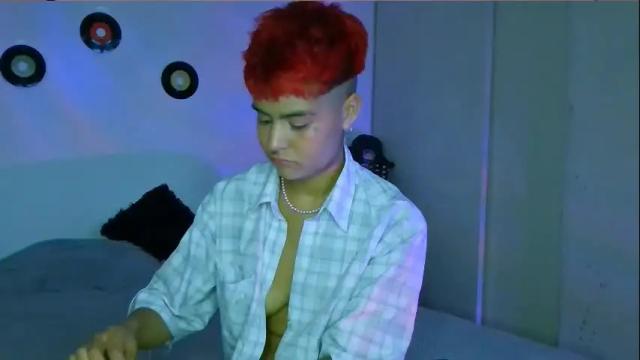 Image 3 of alex_one888 Stream on Chaturbate on 23 days ago