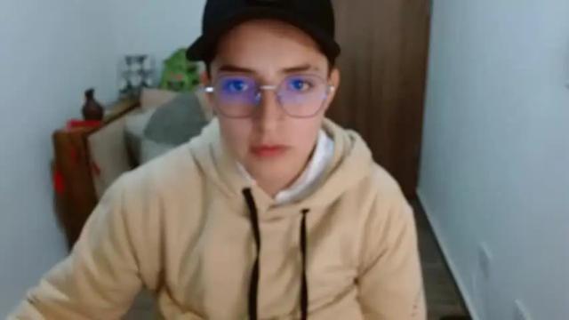 Image 10 of alex_parker07 Stream on Chaturbate on 13 months ago