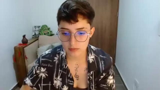 Image 3 of alex_parker07 Stream on Chaturbate on 13 months ago