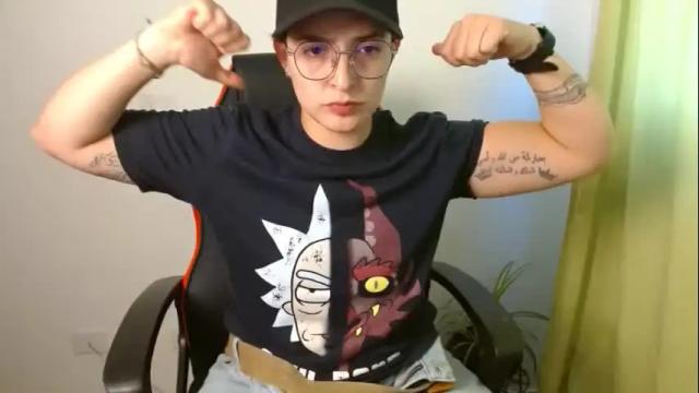 Image 2 of alex_parker07 Stream on Chaturbate on 26 days ago