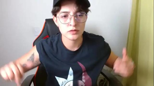 Image 7 of alex_parker07 Stream on Chaturbate on 26 days ago