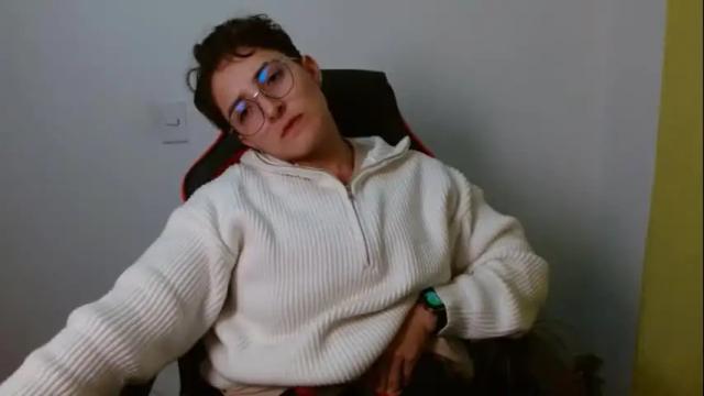 Image 2 of alex_parker07 Stream on Chaturbate on 24 days ago