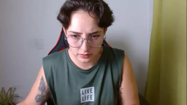 Image 12 of alex_parker07 Stream on Chaturbate on 17 days ago