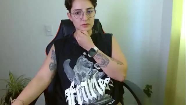 Image 12 of alex_parker07 Stream on Chaturbate on 12 days ago