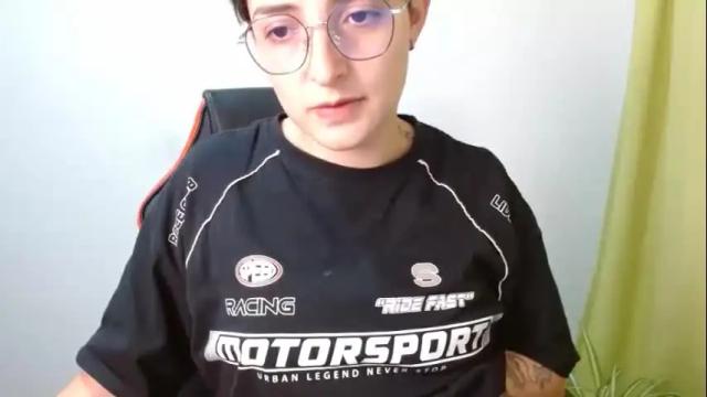 Image 10 of alex_parker07 Stream on Chaturbate on 9 days ago