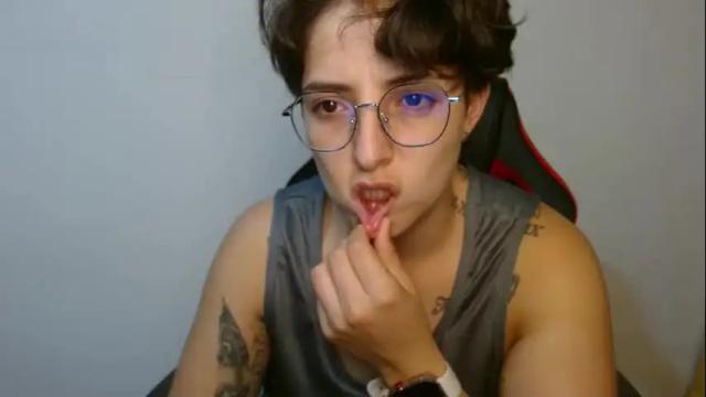 Image 12 of alex_parker07 Stream on Chaturbate on 22 hours ago