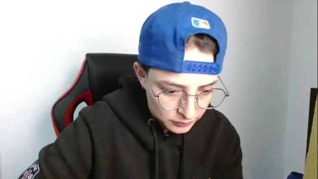 Image 7 of alex_parker07 Stream on Chaturbate on 2 months ago