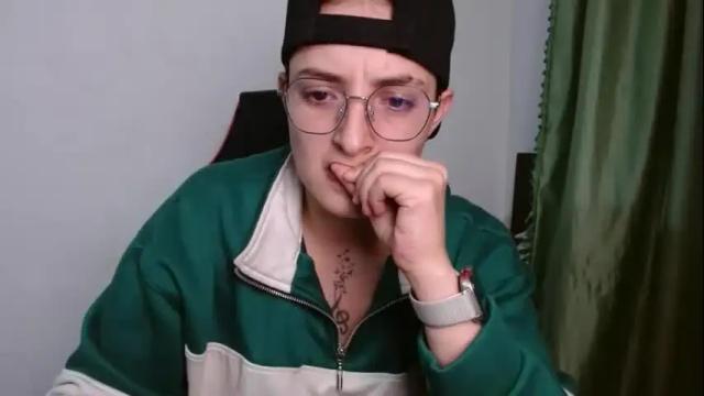 Image 12 of alex_parker07 Stream on Chaturbate on 1 month ago