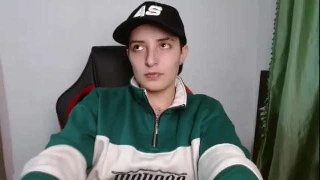Image 3 of alex_parker07 Stream on Chaturbate on 1 month ago