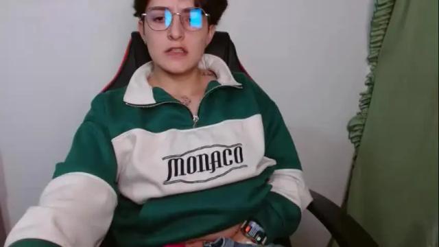 Image 3 of alex_parker07 Stream on Chaturbate on 1 month ago