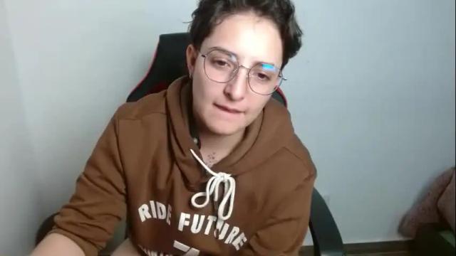 Image 8 of alex_parker07 Stream on Chaturbate on 15 days ago