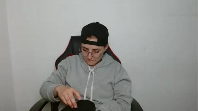 Image 10 of alex_parker07 Stream on Chaturbate on 14 days ago