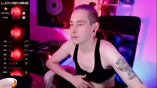 Image 11 of alex_raider Stream on Chaturbate on 22 months ago