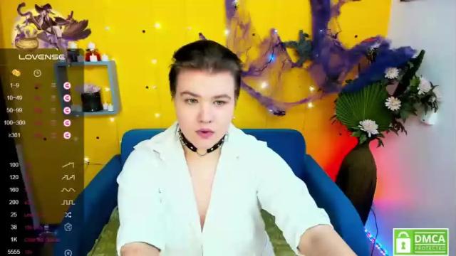 Image 11 of alex_raymonds Stream on Chaturbate on 19 months ago