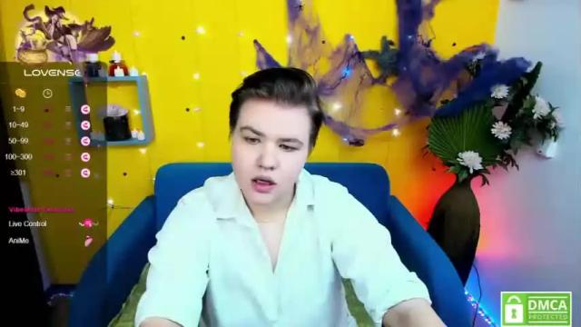 Image 2 of alex_raymonds Stream on Chaturbate on 19 months ago