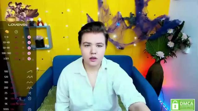 Image 3 of alex_raymonds Stream on Chaturbate on 19 months ago