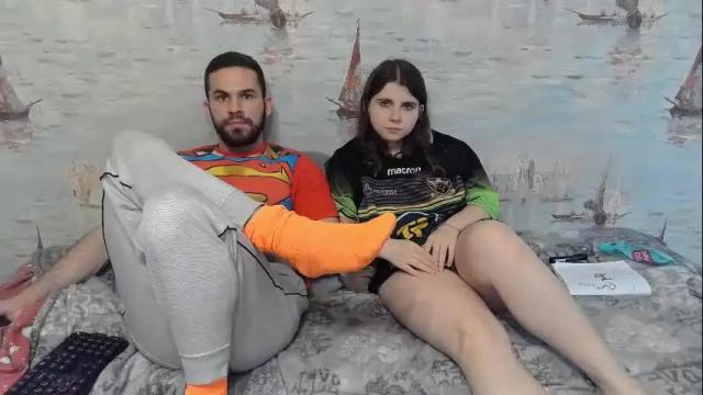Image 6 of alex_sarah_sex Stream on Chaturbate on 29 days ago
