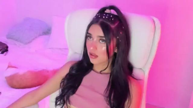 Image 12 of alexa_6908 Stream on Chaturbate on 16 months ago