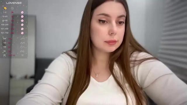 Image 12 of alexa__lee Stream on Chaturbate on 18 months ago