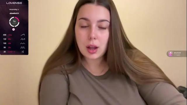 Image 2 of alexa__lee Stream on Chaturbate on 5 months ago