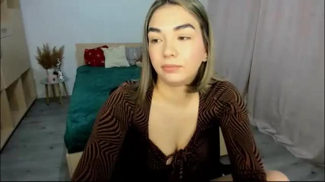 Image 3 of alexa_dolly Stream on Chaturbate on 1 month ago