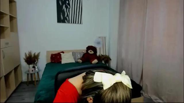 Image 3 of alexa_dolly Stream on Chaturbate on 1 month ago