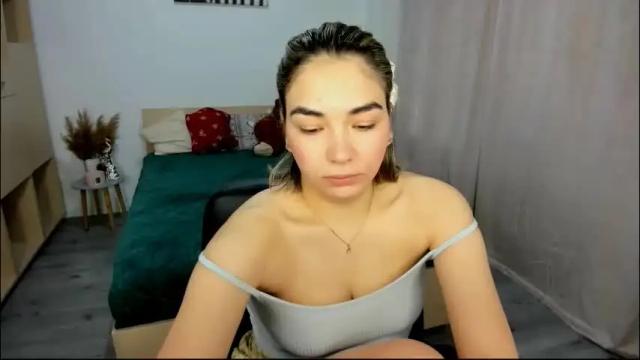 Image 12 of alexa_dolly Stream on Chaturbate on 29 days ago